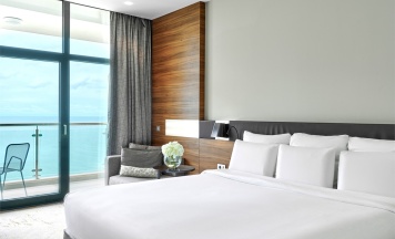 Номер Deluxe, с видом на море - с двуспальной кроватью в Pullman Sochi Centre