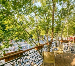 Коттедж с 4 комнатами в Baku Nizami Street Triplex 4 bedroom