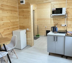 Дом отдельный благоустроенный трехместный с кухней в Место силы