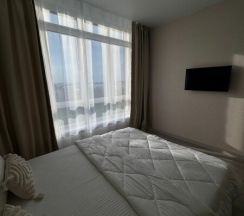 Большевистская 1а , эт8, кв 79 в Good nights