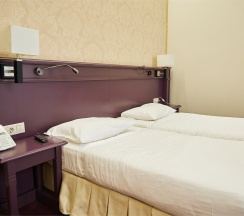 Классик: Петербургский двор в The Bridge hotel