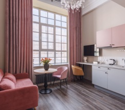 Апартаменты-дуплекс Family 1 в Home Hotel