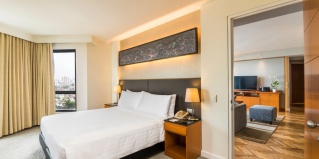 Пхра-Прадэнг: Отель Chatrium Sathon Bangkok
