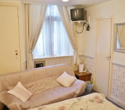 Двухместный номер Standard двуспальная кровать в The Captain Guesthouse