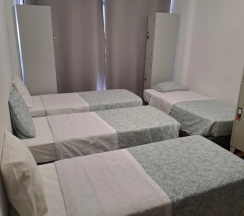Двухместный семейный номер Standard 2 отдельные кровати в Liberty Hostel Lisbon