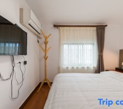 Двухместный номер Comfort двуспальная кровать в Holiday Inn Shanghai Dianhu (Zhujiajiao Scenic Area Ancient Town)
