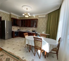 Семейный номер с видом на горы в Apart Ru Hotel