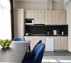 Двухместные апартаменты Делюкс с 1 комнатой с балконом и с видом на курорт двуспальная кровать в Вальсет Премиум