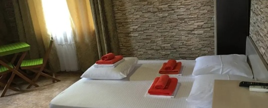 Студия в Джоли