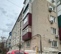 Апартаменты с 3 комнатами в Квартира Комфортабельная 3х комнатная