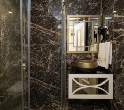 Двухместный семейный номер Standard двуспальная кровать в Les Lion Luxury Spa