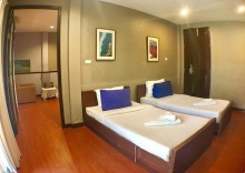 Семейный люкс с 2 комнатами в Sabye Bangkok Hotel