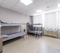 Койко-место в мужском номере на 10 человек в Alfa best house