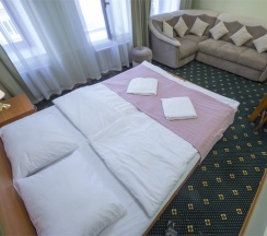 Семейный с диваном в Бахет