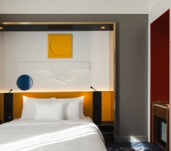 Премиум Кинг для маломобильных гостей в Maidens Hotel Moscow