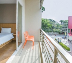 Трёхместный номер Deluxe в Casa de Coral Phuket