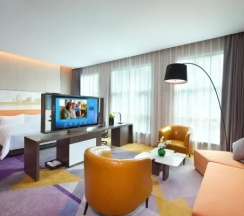 Двухместный люкс (двуспальная кровать) в Hampton By Hilton Guangzhou Tianhe Sports Center