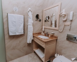 Двухместный номер Стандарт с видом на город 2 отдельные кровати в Grand hotel Anapa