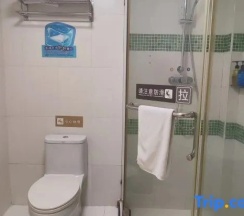 Номер Superior в 7 Days Inn Shanghai Changshou Road Subway Station PCD Store Branch