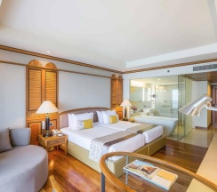 Люкс Regency с 2 комнатами в Royal Cliff Beach Hotel Pattaya