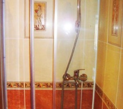 Номер люкс (2 этаж) в Алмаз