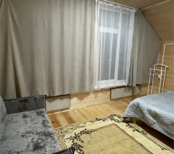 Барн Хаус с размещением до 10 человек в Валентина