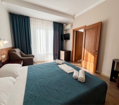 КОМФОРТ-КОННЕКТ(2х-комнатный 4х-местный стандарт) в Марко Поло