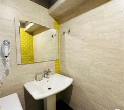 Апартаменты с балконом в Палуба