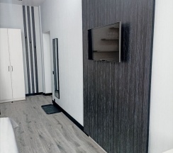 Просторная студия с кондиционером и кухней в Европа House