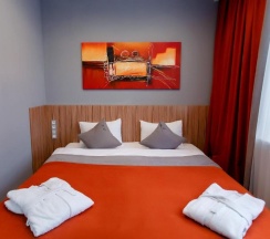 Двухместный люкс с видом на город двуспальная кровать в MILDOM PREMIUM HOTEL