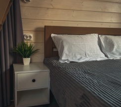 Шале с террасой №1 с красивым видом из окна в Mount House