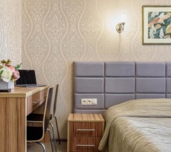 Стандартный номер с двумя раздельными или одной большой кроватью в Жасмин