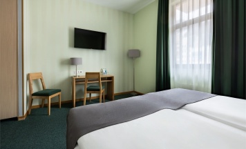 Стандартный номер с видом на реку в Tulip Inn 3*