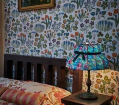 Сьют двухкомнатный с балконом в Таежные дачи