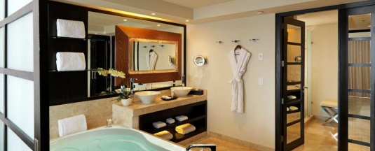Двухместный люкс Master с видом на сад двуспальная кровать в Paradisus Playa del Carmen – Riviera Maya - All Inclusive
