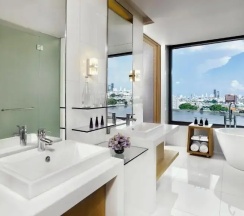Двухместный полулюкс Avani с видом на реку (двуспальная кровать) в Avani+ Riverside Bangkok Hotel