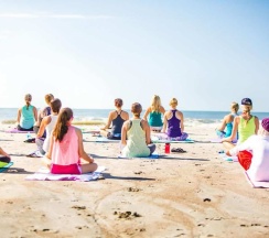 Семейный номер на трех-четырех гостей с большой террасой и видом во двор (корпус К) в Оптимист