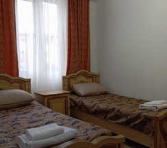 Эконом-4 с ТВ, кондиционером и холодильником в Курортный