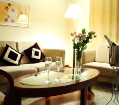 Двухместный люкс Superior с балконом двуспальная кровать в Park Hotel Bishkek