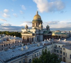 Люкс с видом на Исаакиевский собор в Renartiss Isaakiy St. Petersburg hotel
