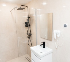 Улучшенный номер + в Аквамарин