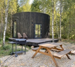 Круглый Дом в Bo. Camp