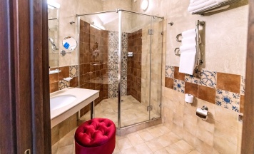 СТАНДАРТ УЛУЧШЕННЫЙ С ВИДОМ НА НЕБО ПЕТЕРБУРГА в Екатерина