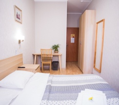 Двухместный номер с одной большой кроватью в Шале де Прованс