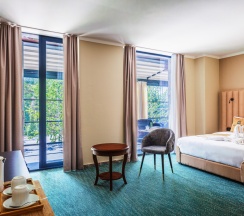 Номер Deluxe с красивым видом из окна в Hotel River Inn