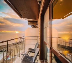 Супериор с балконом и видом на море (две кровати по 80 см, диван 120 см) 3* в Golden hills