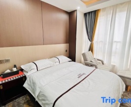 Номер Deluxe в Kunming Fuxuan Hotel (ShopCuihu Park)