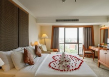 Двухместный люкс Princess двуспальная кровать в Amora Hotel Tapae Chiang Mai