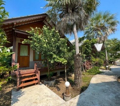 Коттедж c 1 комнатой в Baan Siriporn Resort