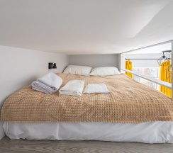 Двухместный номер Superior с балконом двуспальная кровать в Rosgorod